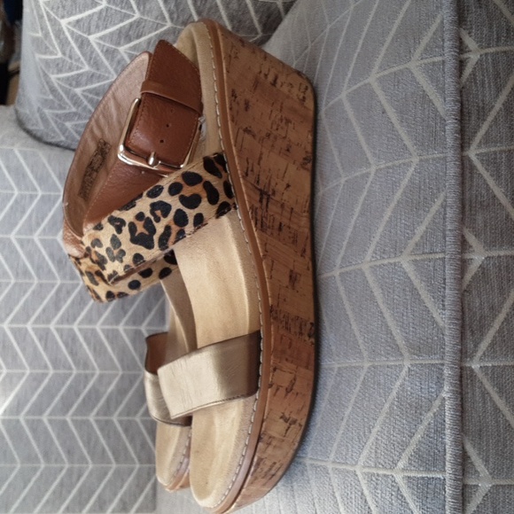 Vionic wedge sandal SZ 9 - Picture 7 of 9